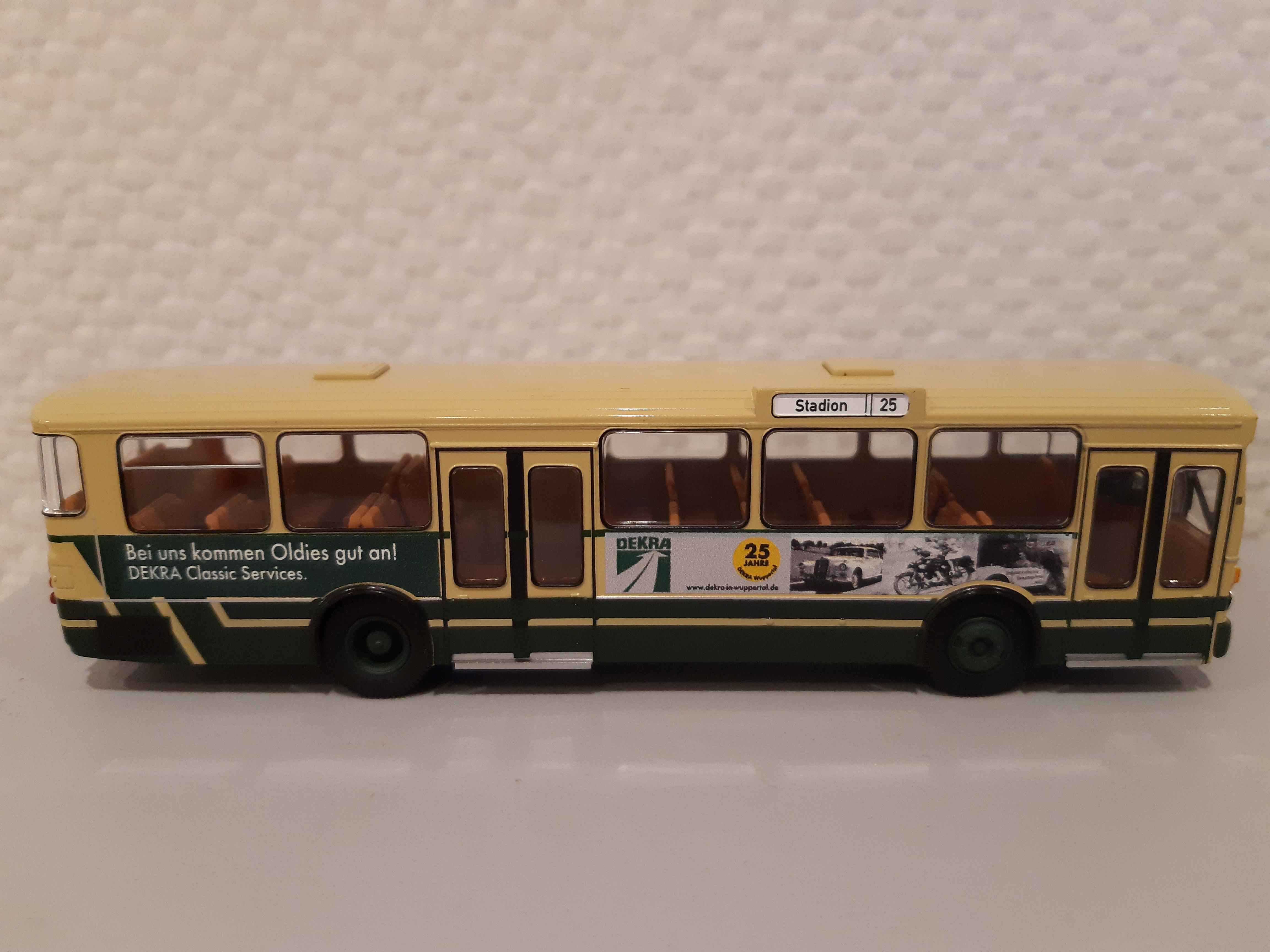 MB 0305 Bus 25 Jahre Dekra - 50701D